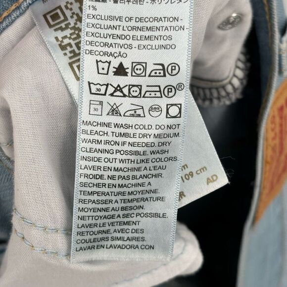 Levi’s Mid Length Cuffed Denim Shorts Size 32 - Picture 4 of 5
